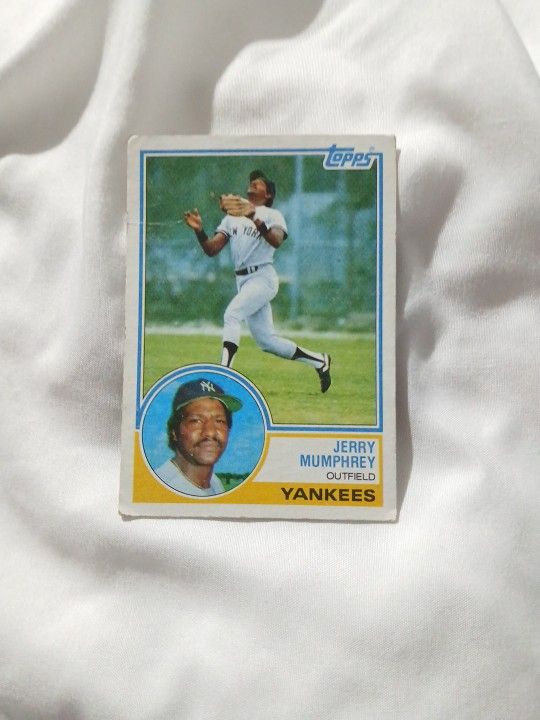 This is a 1983 Topps baseball card featuring Jerry Mumphrey of the New York Yankees.