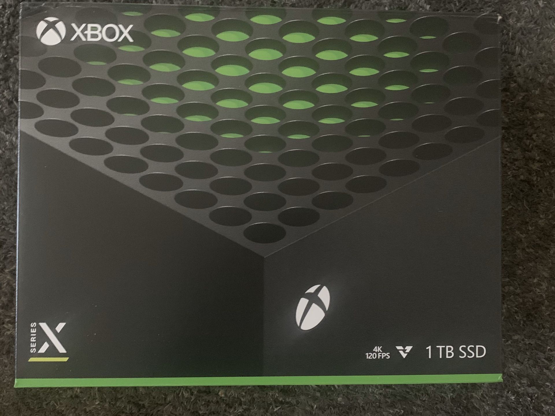 Xbox Series X IN HAND