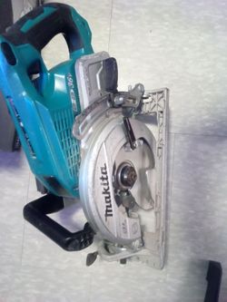 Makita 36v circular saw with 2 batteries