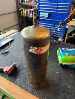 Acetylene B Tank (Empty)