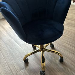 Blue work chair