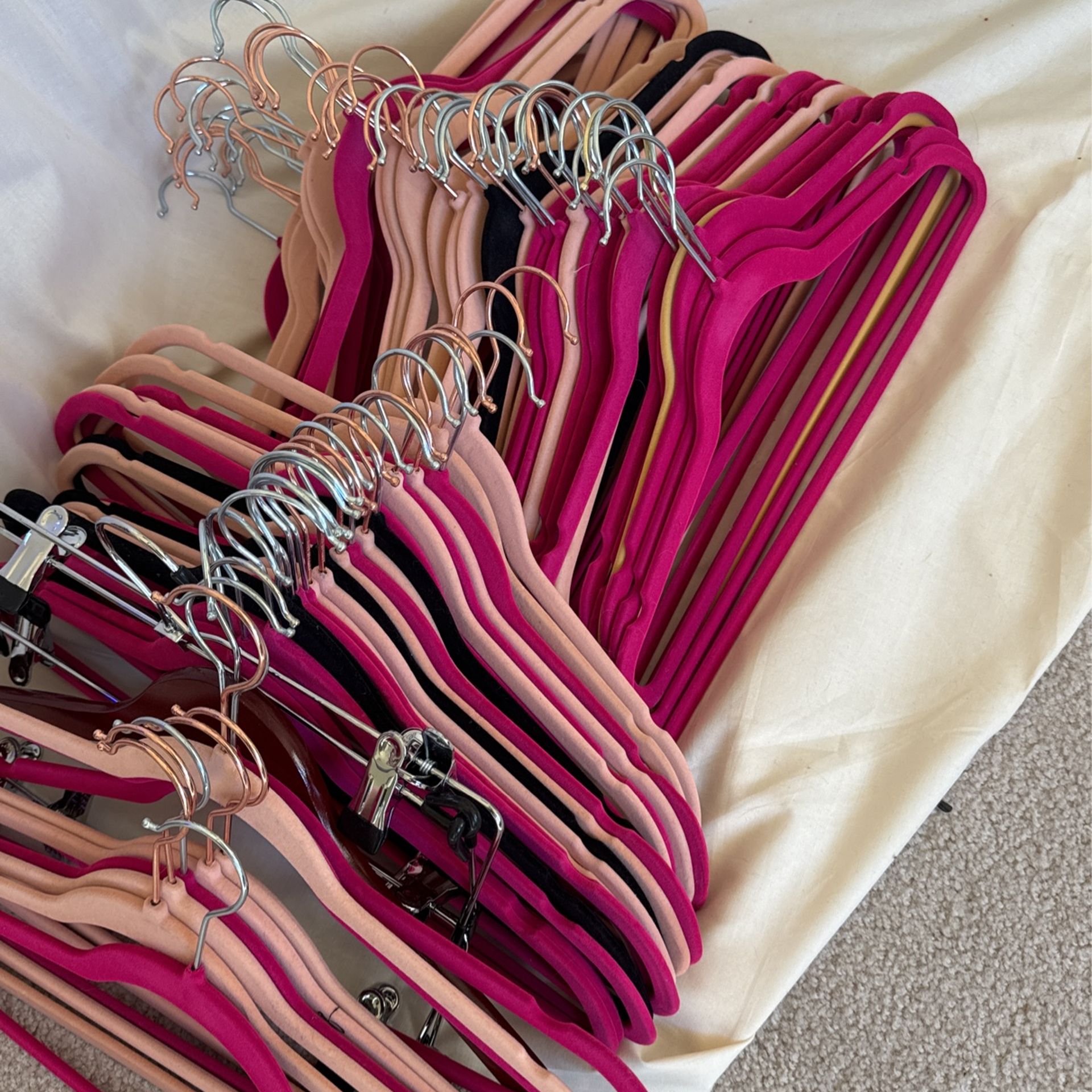 Set Of 75 Assorted Color Velvet Hangers + Wooden Suit Hangers