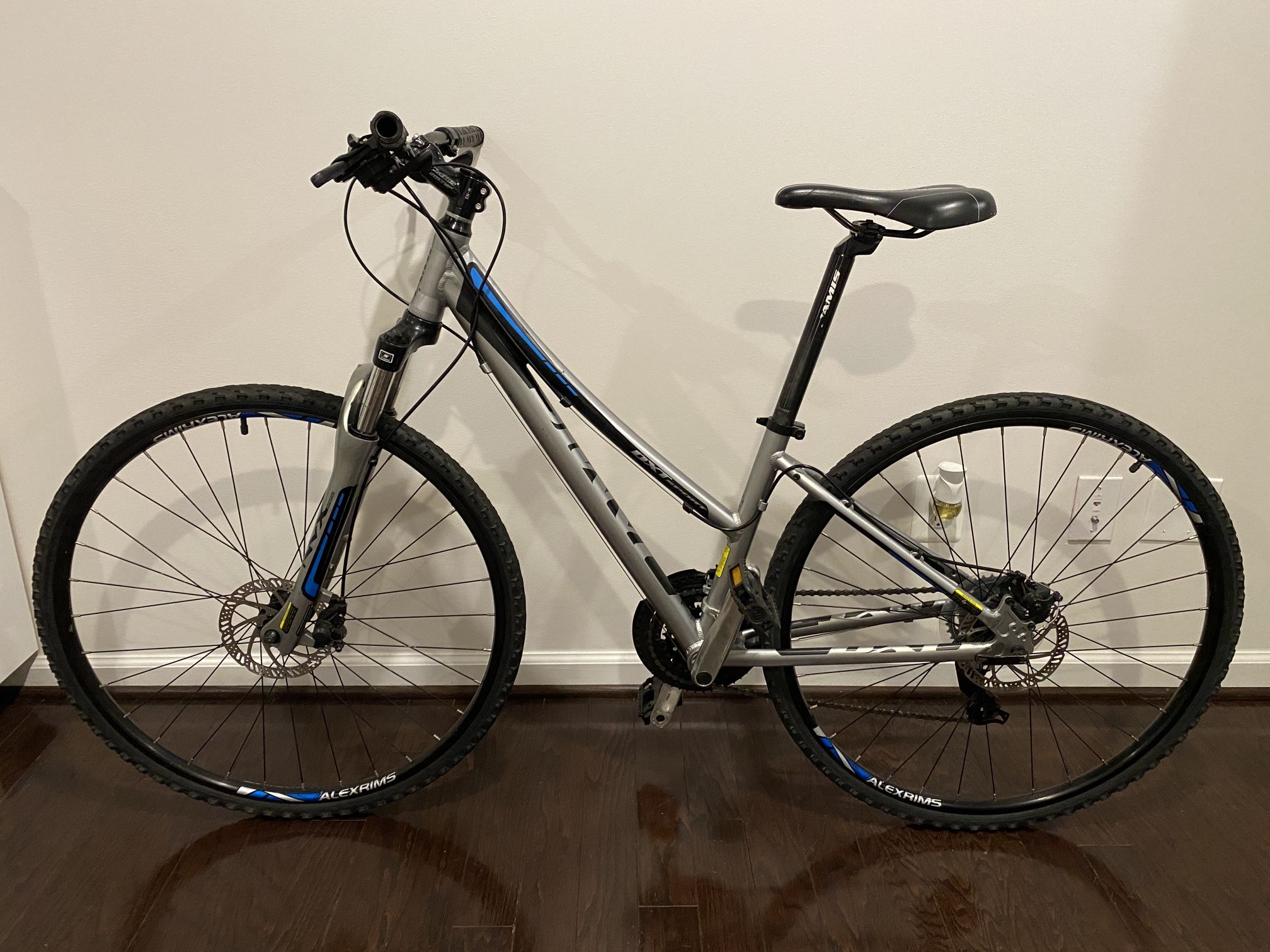 Jamis mountain/hybrid bike