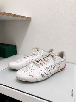 Puma Sneakers