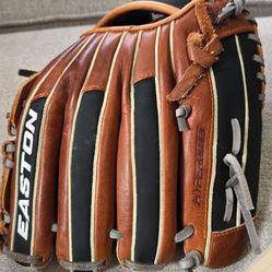 Easton Mako