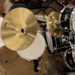 Pearl RSJ465C/C31 Roadshow Jr. 5pc Drum Set with Hardware, Cymbals - Jet Black