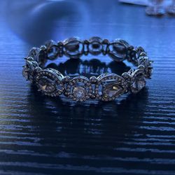 silver bracelet 