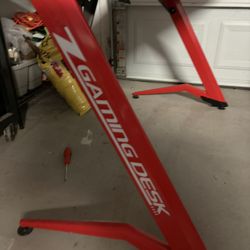 Computer/Gaming Desk