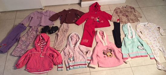 18 m Nice Lot of Baby Clothes.