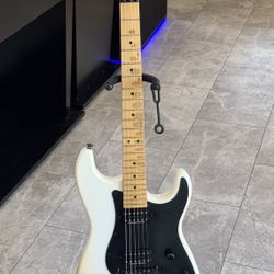 Charvel Socal Style Snow White Solid Body Electric Guitar With Hard Case