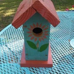 Beautiful. Bird. House 
