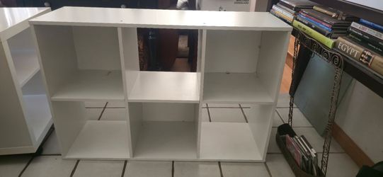 White Cube Storage Shelf Unit