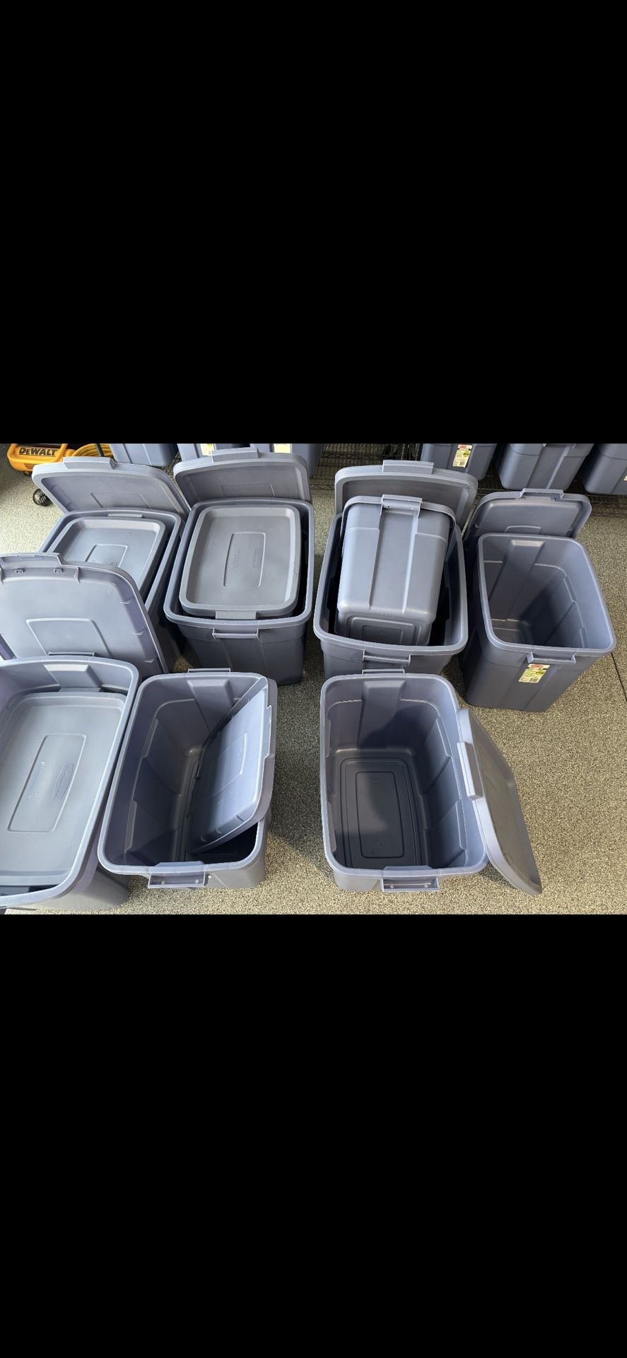 11 Rubbermaid Bins