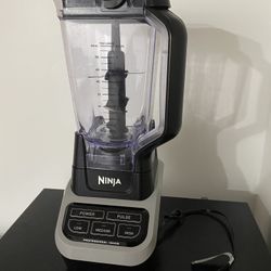 Ninja Professional 1000-Watt Blender BL610, 72 Oz, with Blast