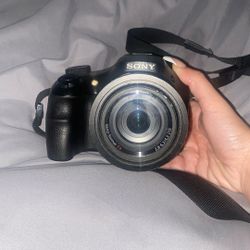 Sony Cyber Shot 20.4 Megapixels Digital Camera