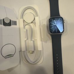 Apple Watch Series 9 (GPS) 41mm Silver Aluminum Case with Storm