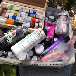 Everything You Need To Create Fluid Art /Pour Painting