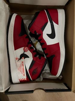 Air Jordan 1 Mids