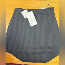 NWT Zara Women’s Mini Skirt Xs Size 