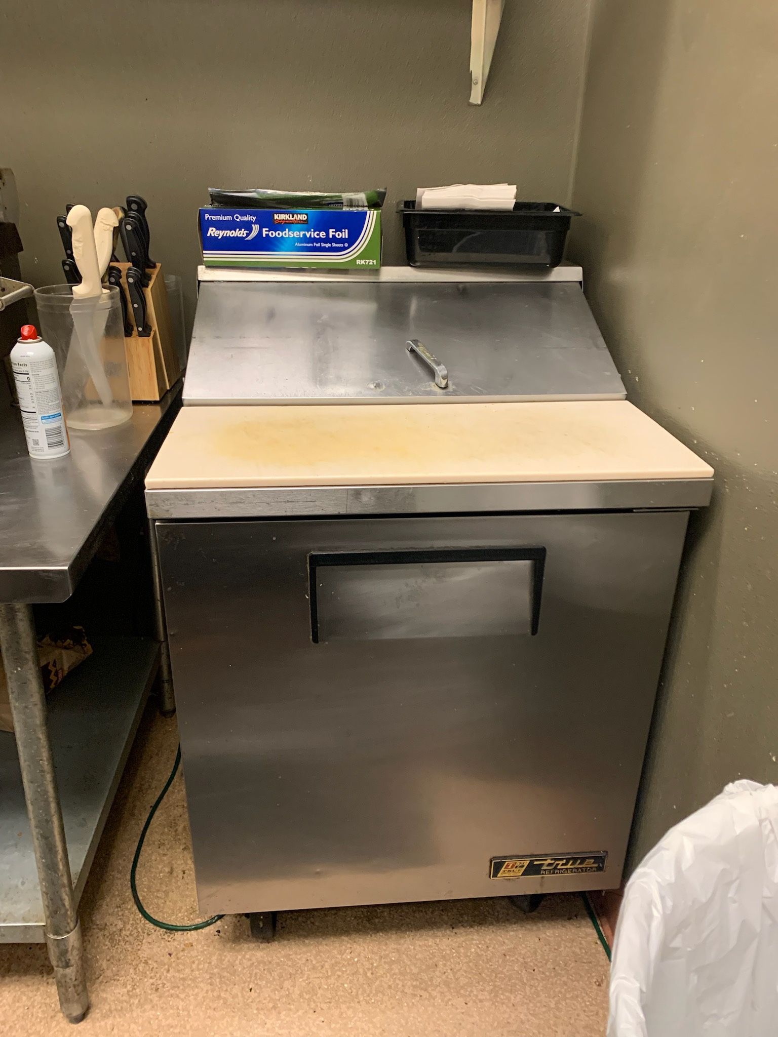 True Sandwich/Salad Prep Table 