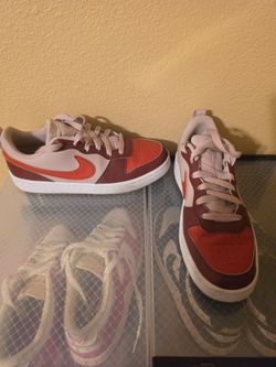 Nike Low-Top Sneakers Pink Red Colorblock size 7.5