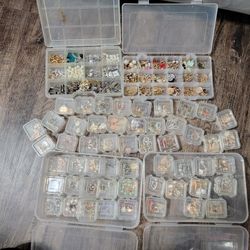 Hundreds of jewelry charms and pendants gemstone costume jewelry craft lot 