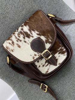 Hand Bag Cowhide🐄 Leather Purse! Open box ( Ask For Price) 