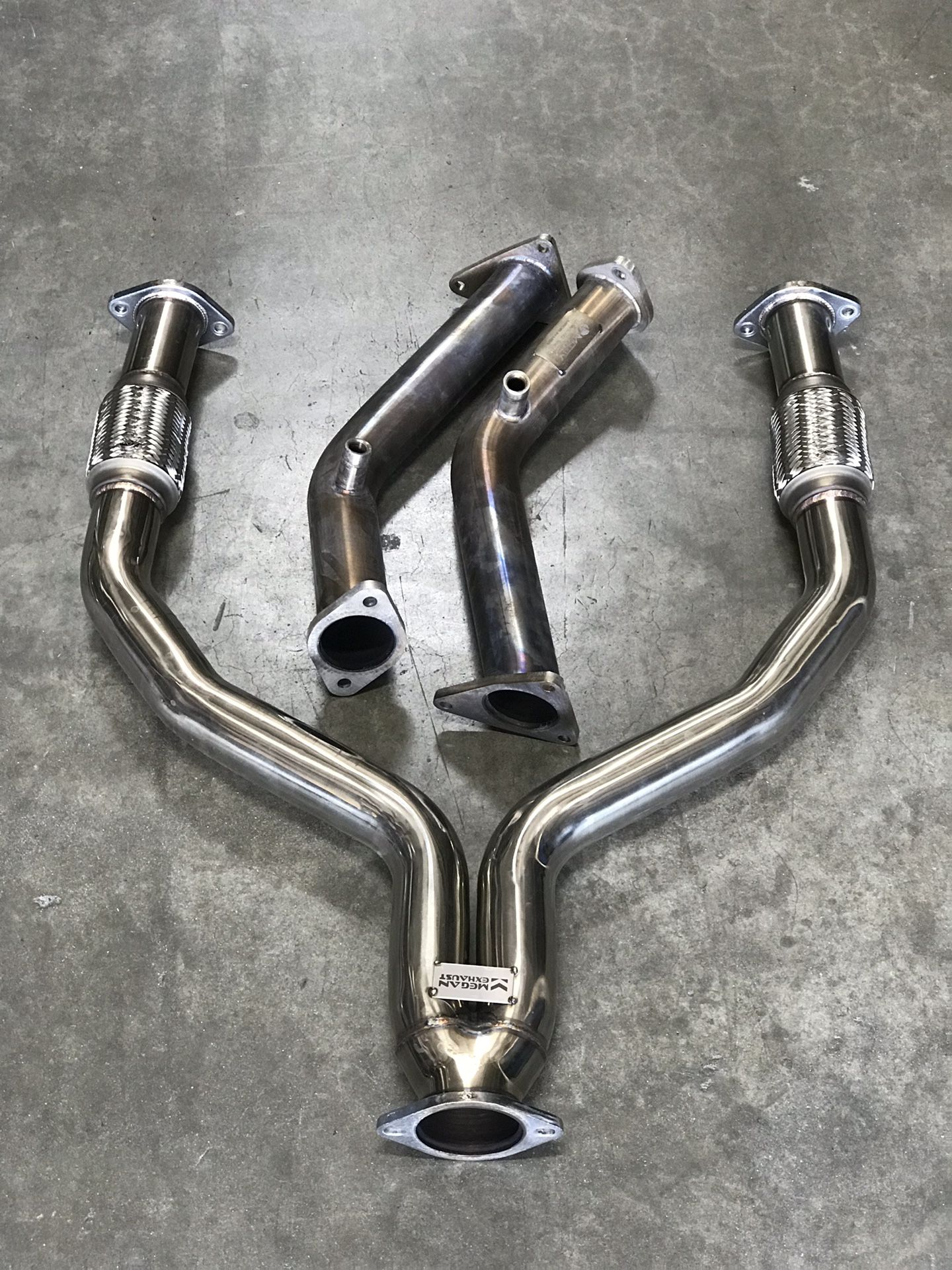 Nissan 350z hr / 370Z Megan Racing Y pipe , Motiv concepts Test Pipes