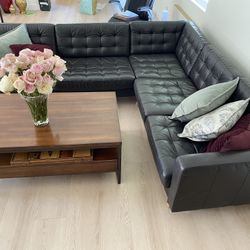 Couch/Sectional 