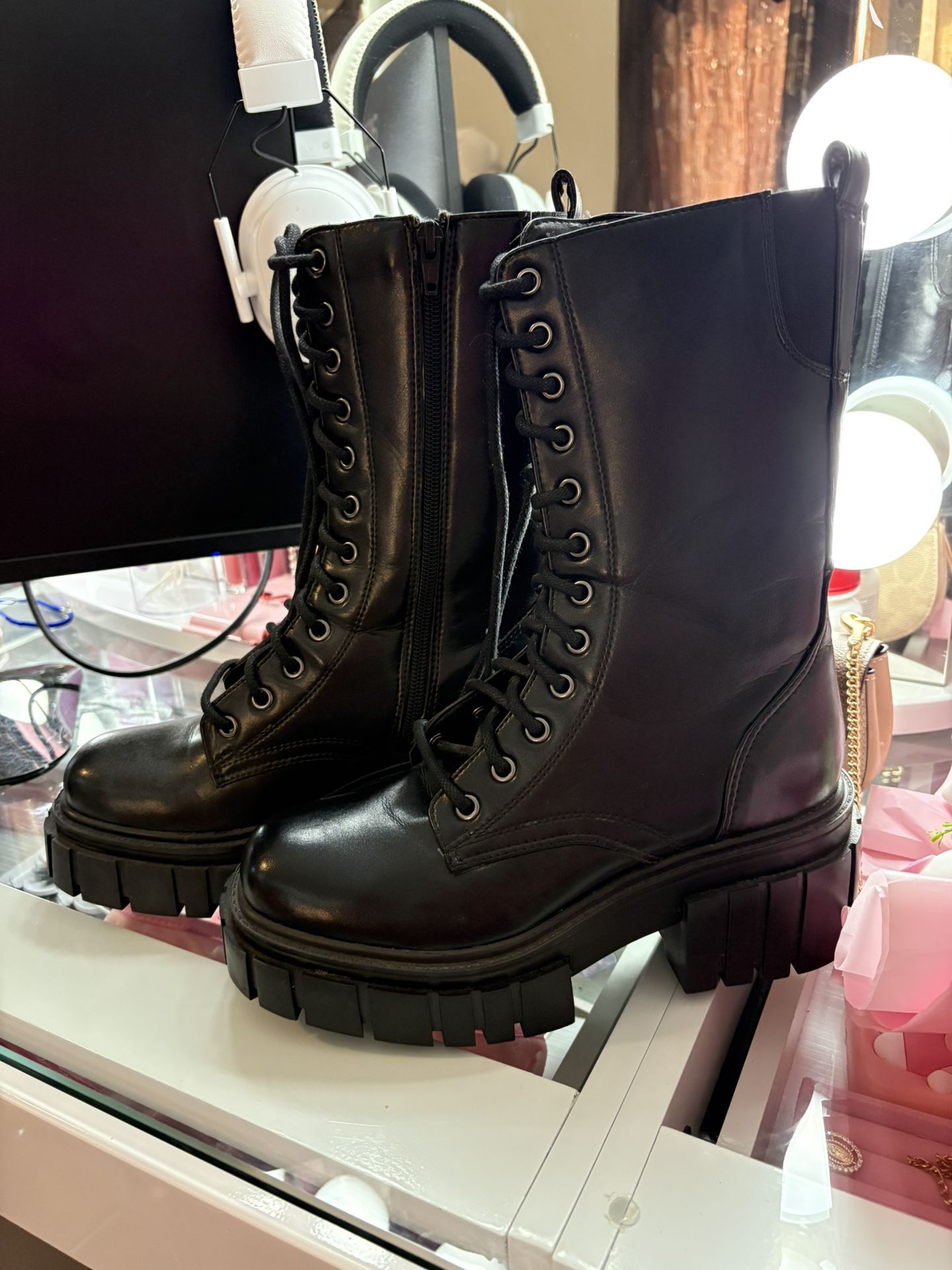 Steve Madden boots