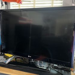 LG 42” Flat Screen Tv