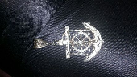 20 bucks boat hanger with cross sterling silver
