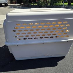 XL DOG KENNEL