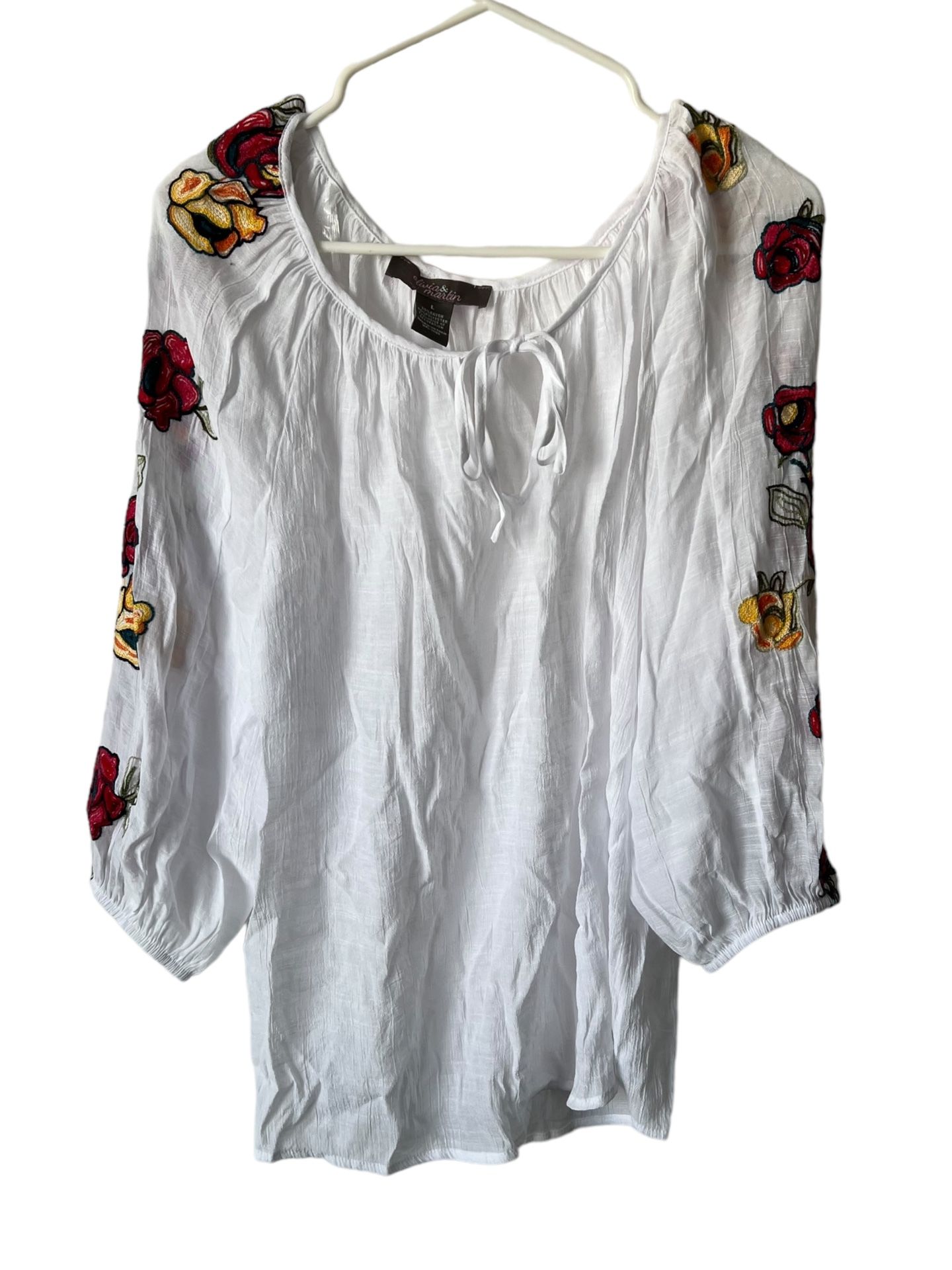 New Olivia & Martin Peasant Blouse Tunic White Floral Silky Top Large Embroidere  Introducing a beautiful peasant blouse tunic from Olivia & Martin! T