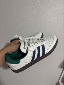 Men adidas sambas size 10.5