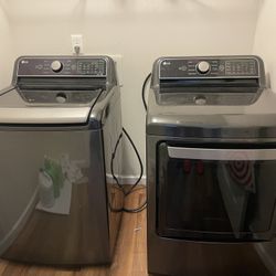 Ultra Large LG Washer and Dryer Electric