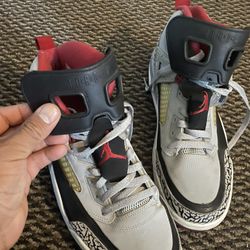  Zapatos Jordan En Buen Estado Número 12
