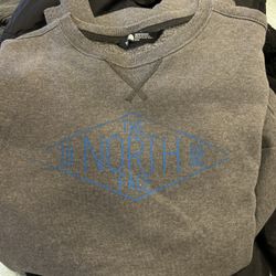 The North Face Crewneck Fleece Sweatshirt Adult Medium Grey With Blue Logo