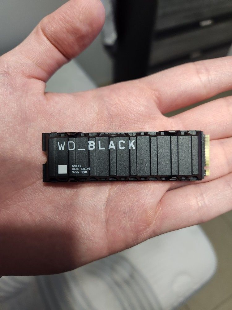 WD-Black SN850 2TB Internal SSD with Heatsink For PS5