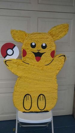 Pikachu piñata
