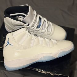 AIR JORDAN 11 “LEGEND BLUE”