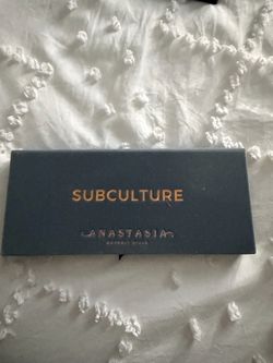 Anastasia Beverly Hills makeup