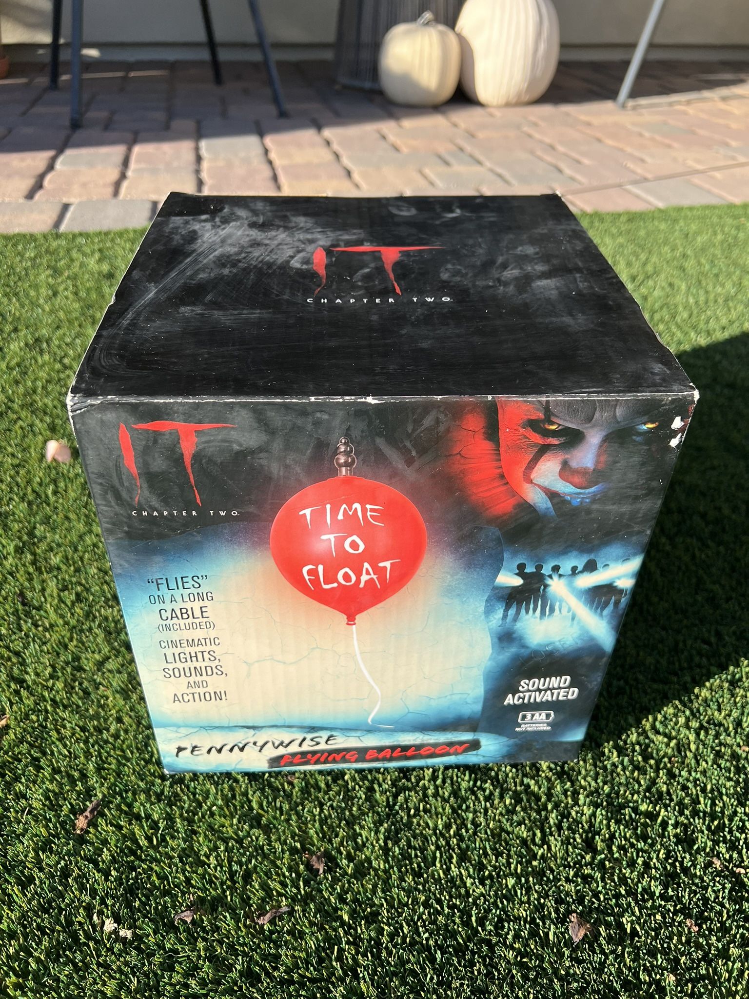 IT 2 Pennywise Flying Balloon Halloween Prop Sound Activated Cinematic Lights