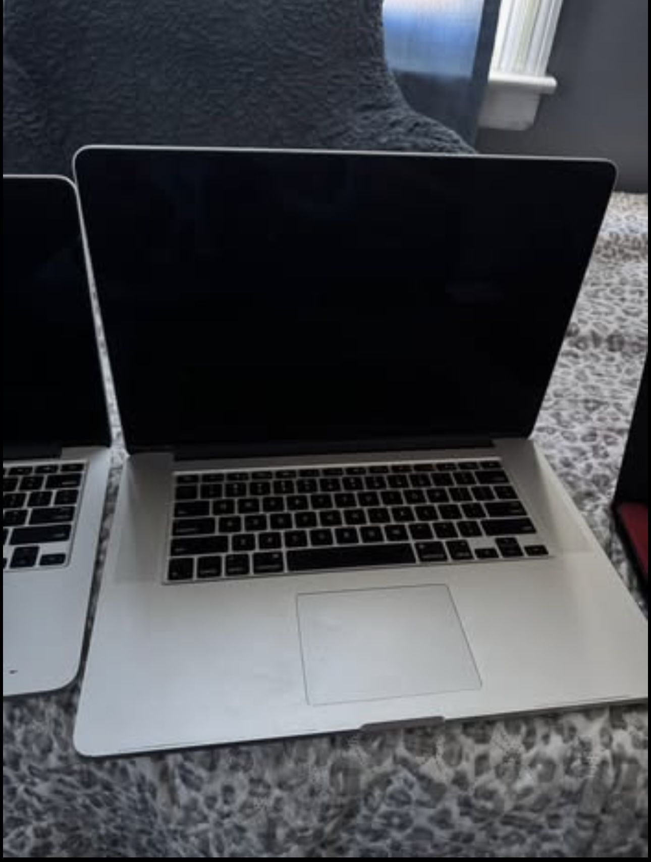Selling MacBooks For Parts