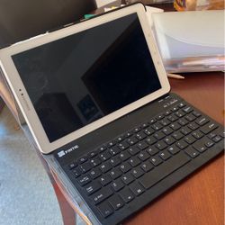 Samsung  Tab w Keyboard Case