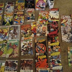 Spiderman Comic Books About 60 Of Them