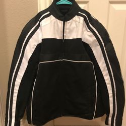 BILT jacket Size M Women's NEW W/O Tags 25$ OBO