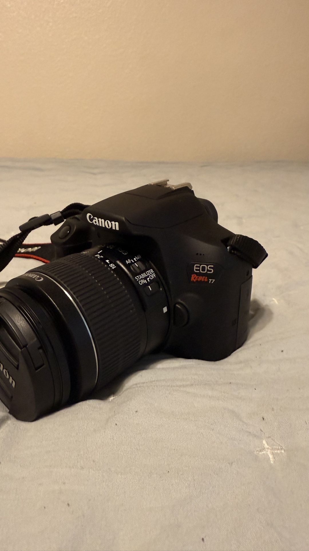 Canon Rebel T7