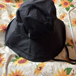 Black Bucket Hat With Drawstring Closure