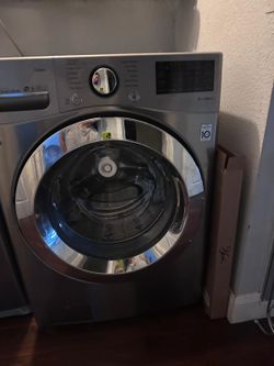 Lavadora y secasora  casi nueva poco uso $1200 por las 2 recibo oferta